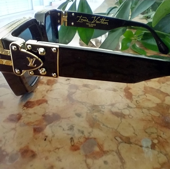 Louis Vuitton 1.1 Millionaire Sunglasses - Picture 6 of 16